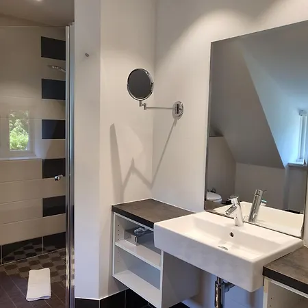 Mühlenhof 5 *